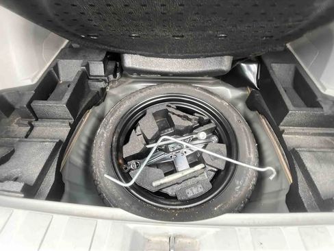 Used 2010 Subaru Forester 2.5X image 9