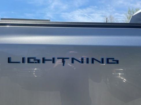 Used 2024 Ford F150 Lightning XLT image 8