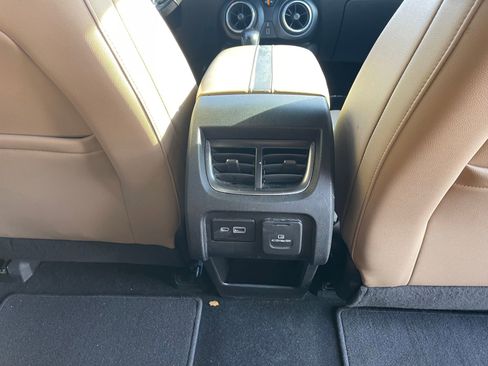 Used 2019 Chevrolet Blazer Premier w/ Driver Confidence II Package image 30