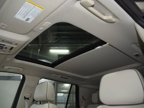 Used 2024 GMC Yukon Denali AWD/4WD image 52