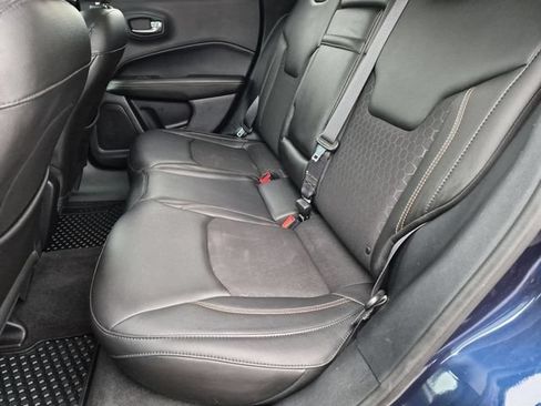 Used 2018 Jeep Compass Latitude w/ Popular Equipment Group AWD/4WD image 25
