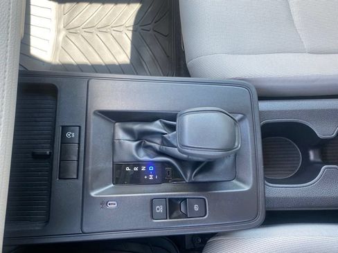 Used 2026 Toyota Corolla Cross L FWD image 24
