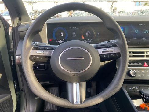 Certified 2025 Hyundai Santa Cruz SE image 14