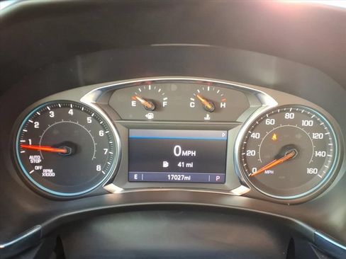 Used 2023 Chevrolet Equinox RS w/ RS Leather Package FWD image 14