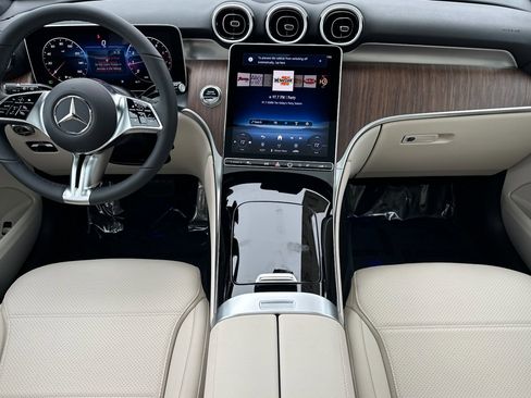 New 2026 Mercedes-Benz GLC 300 4MATIC image 13