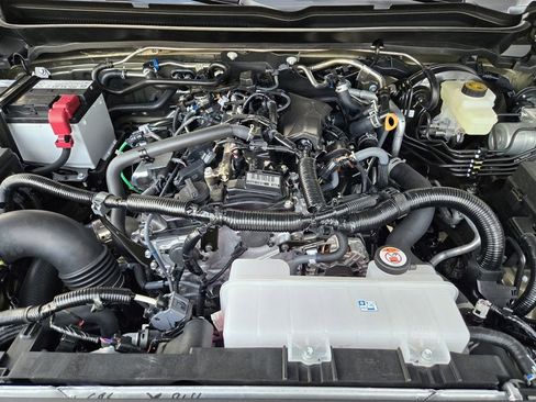New 2026 Toyota Tacoma Limited AWD/4WD image 18