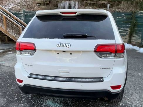 Used 2020 Jeep Grand Cherokee Laredo image 7