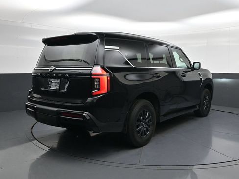 Used 2025 Nissan Armada SV AWD/4WD image 10