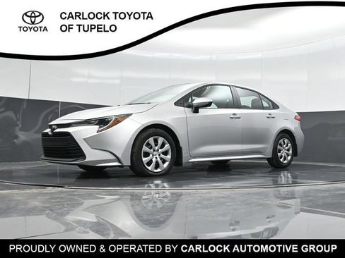 Used 2025 Toyota Corolla LE FWD image 52