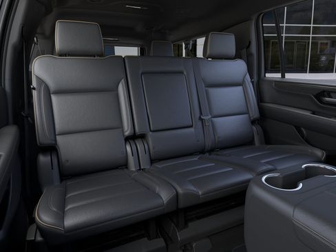 New 2026 GMC Yukon XL Elevation image 17