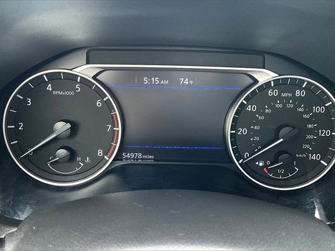 Used 2019 Nissan Altima 2.5 SV image 13