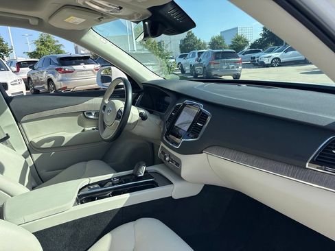 Used 2023 Volvo XC90 B6 Plus w/ Protection Package Premier AWD/4WD image 15
