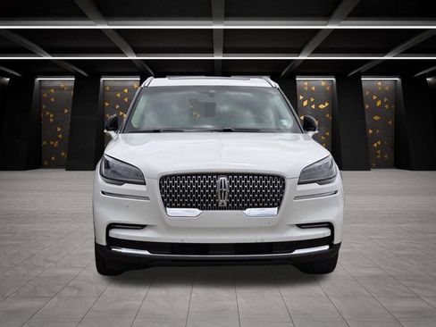 Used 2024 Lincoln Aviator Reserve w/ Equipment Group 201A RWD image 5