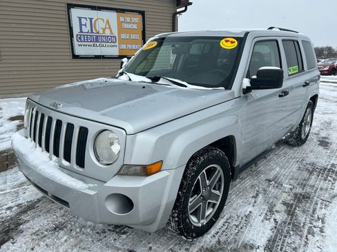 Used 2009 Jeep Patriot Sport image 1