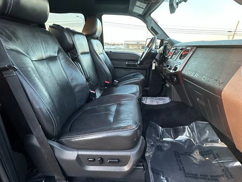Used 2011 Ford F250 Lariat w/ Lariat Ultimate Pkg image 50