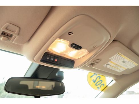 Used 2021 Buick Encore GX Preferred image 24