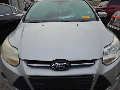 Used 2014 Ford Focus SE image 12