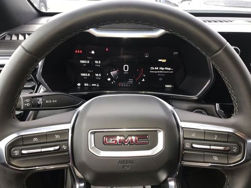 Used 2026 GMC Canyon Elevation w/ Convenience Package image 14