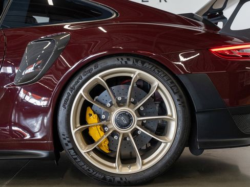 Used 2018 Porsche 911 GT2 RS RWD image 25