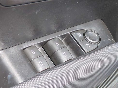 Used 2026 Chevrolet Colorado Z71 w/ Z71 Convenience Package 2 AWD/4WD image 11