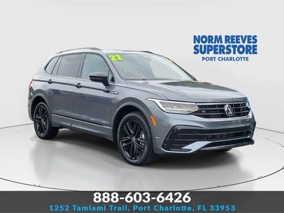 Certified 2022 Volkswagen Tiguan SE R-Line
