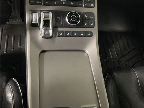 Used 2022 Hyundai Palisade Calligraphy image 29