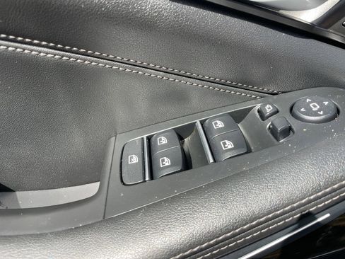 Used 2023 BMW X5 xDrive45e AWD/4WD image 19