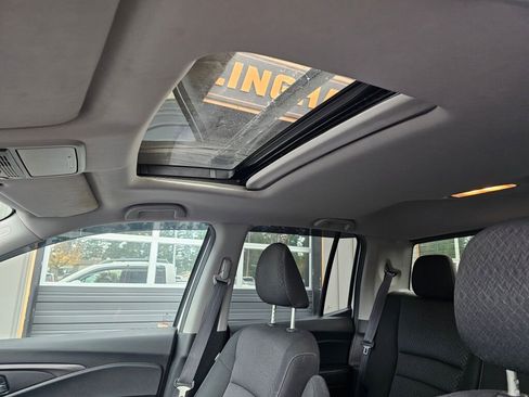 Used 2020 Honda Ridgeline Sport image 25