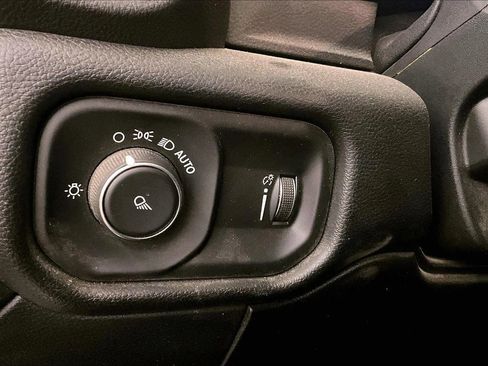 Used 2021 RAM 2500 Tradesman image 30