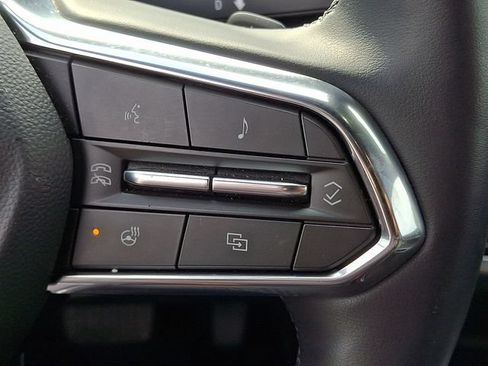 Used 2025 Chevrolet Equinox LT AWD/4WD image 16