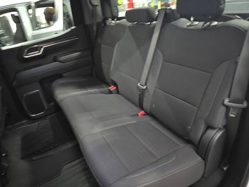 Used 2025 Chevrolet Silverado 1500 LT AWD/4WD image 17