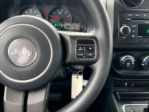 Used 2012 Jeep Compass Sport FWD image 23