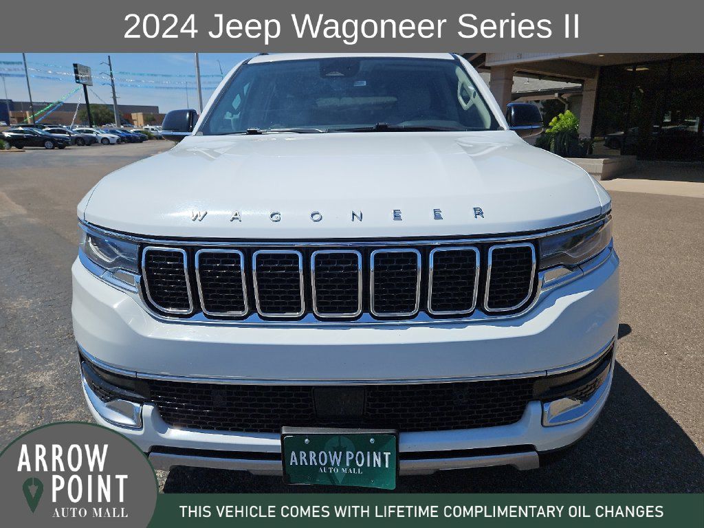 Used 2024 Jeep Wagoneer Series II w/ Flexible Seating Group RWD image 3