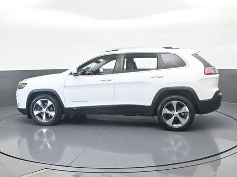 Used 2019 Jeep Cherokee Limited image 3