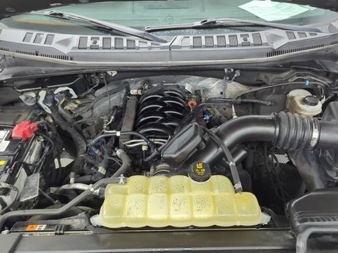 Used 2019 Ford F150 Lariat w/ Equipment Group 502A Luxury AWD/4WD image 44