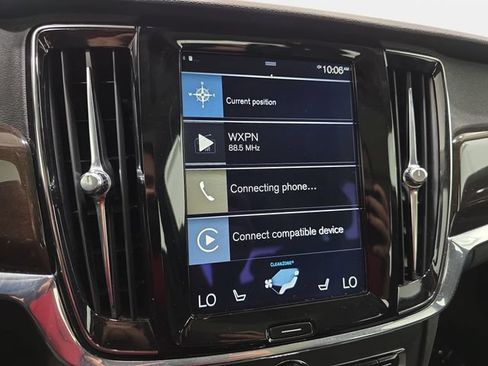 Used 2018 Volvo S90 T5 Momentum w/ Convenience Package AWD/4WD image 19