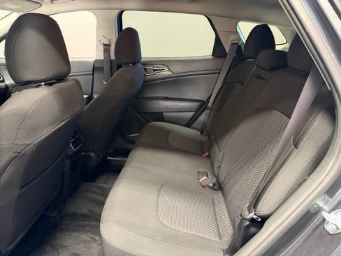 Used 2023 Kia Sportage LX AWD/4WD image 19