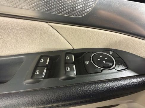 Used 2018 Ford Explorer XLT w/ Equipment Group 202A image 11