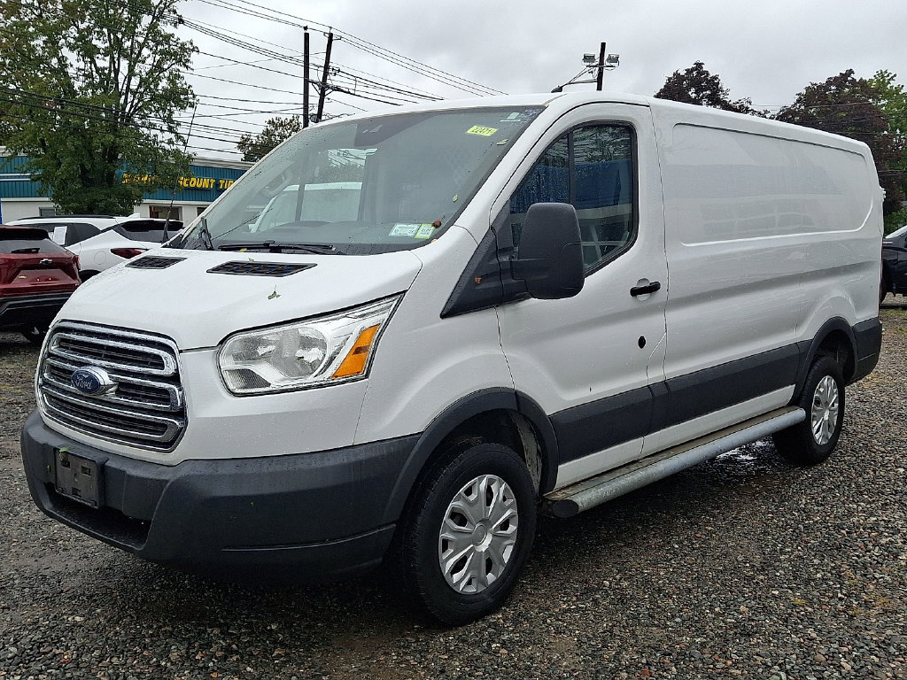 Used 2016 Ford Transit 250 130 Low Roof w/ Exterior Upgrade Package RWD image 3