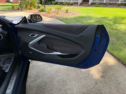 Used 2022 Chevrolet Camaro ZL1 RWD image 52