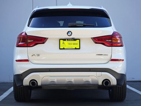 Used 2019 BMW X3 sDrive30i w/ Convenience Package RWD image 9