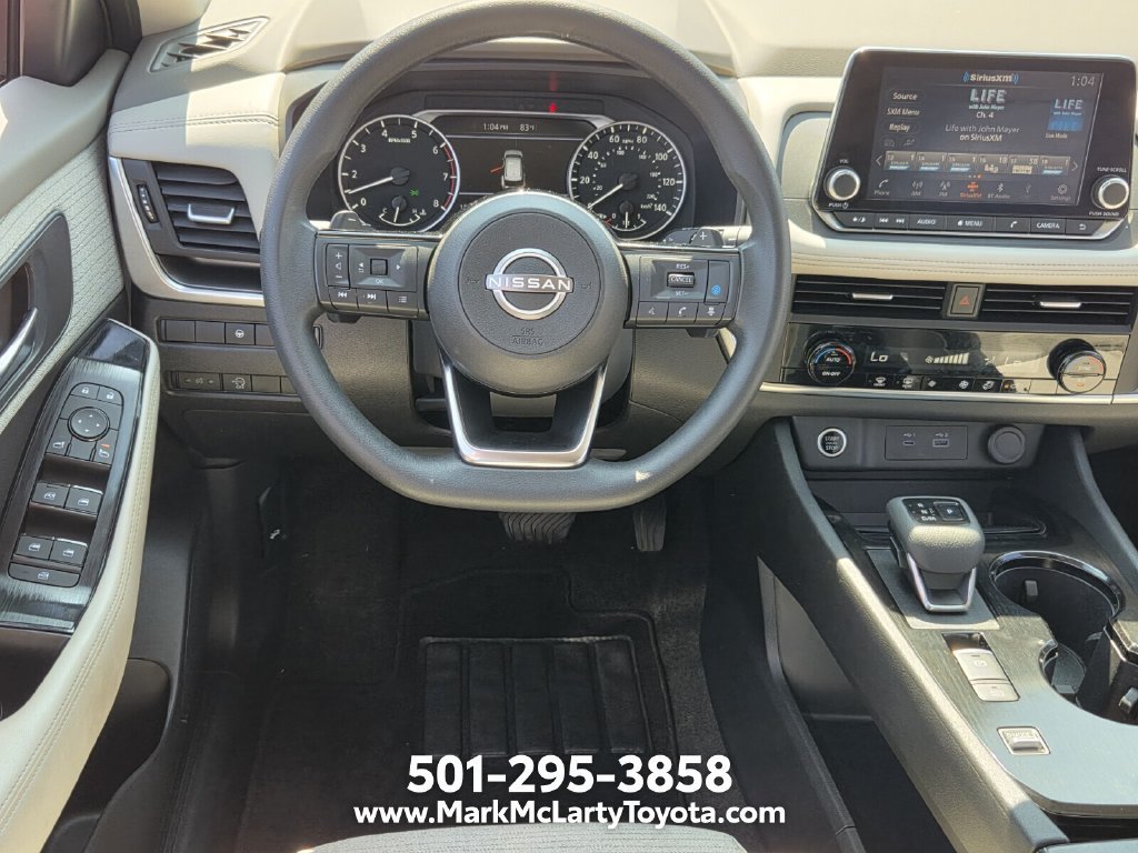 Used 2023 Nissan Rogue SV FWD image 11