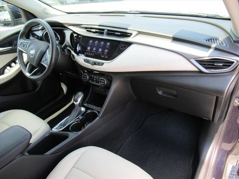 Used 2021 Buick Encore GX Select image 11