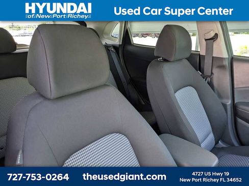 Used 2020 Hyundai Kona SE FWD image 6
