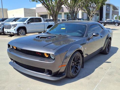 Used 2021 Dodge Challenger R/T Scat Pack RWD image 27