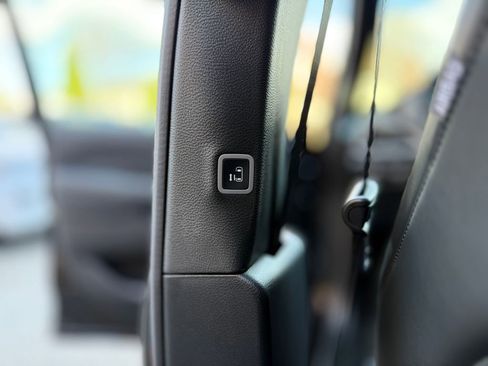 New 2026 Chrysler Pacifica Select image 29