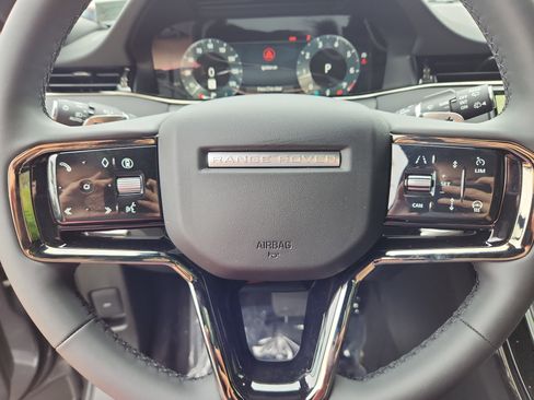 Certified 2026 Land Rover Range Rover Evoque S image 18