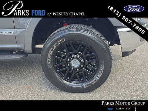 Certified 2021 Ford F250 Lariat w/ Tremor Off-Road Package AWD/4WD image 34