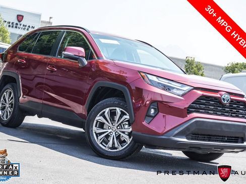 Used 2025 Toyota RAV4 XLE Premium AWD/4WD image 1
