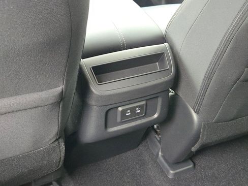 New 2026 Nissan Pathfinder SV image 18